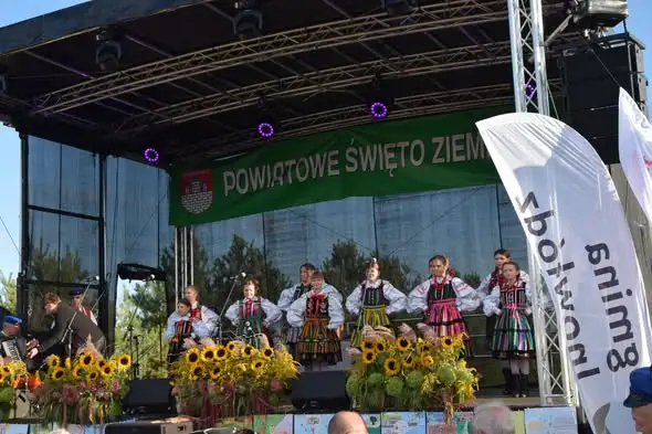 KGW „Sołectwa pod Chabrami” z Żelechlinka zwycięzcą XIX Powiatowego Święta Ziemniaka w Brzustowie